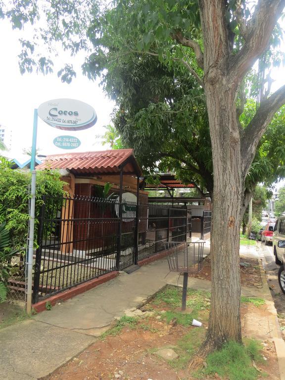Hostal Cocos Inn Panama City Exteriör bild