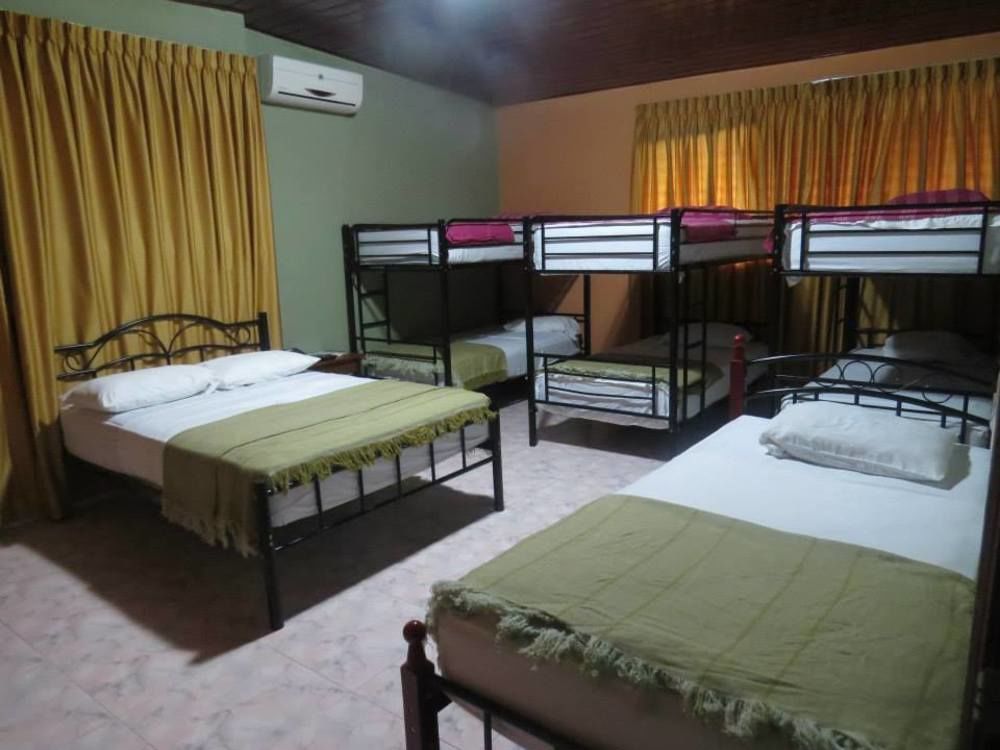 Hostal Cocos Inn Panama City Exteriör bild
