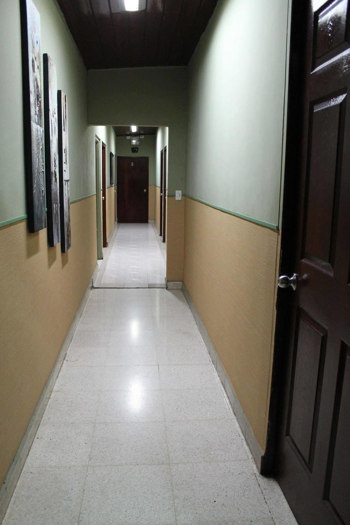 Hostal Cocos Inn Panama City Exteriör bild